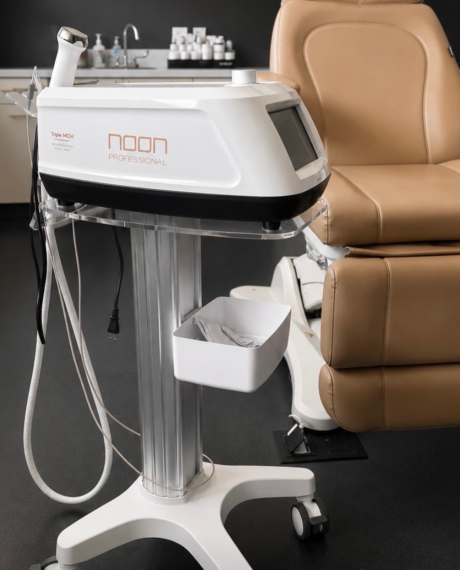 NOON Professional Triple MCH machine used for cryo-facial treatments at Unscripted